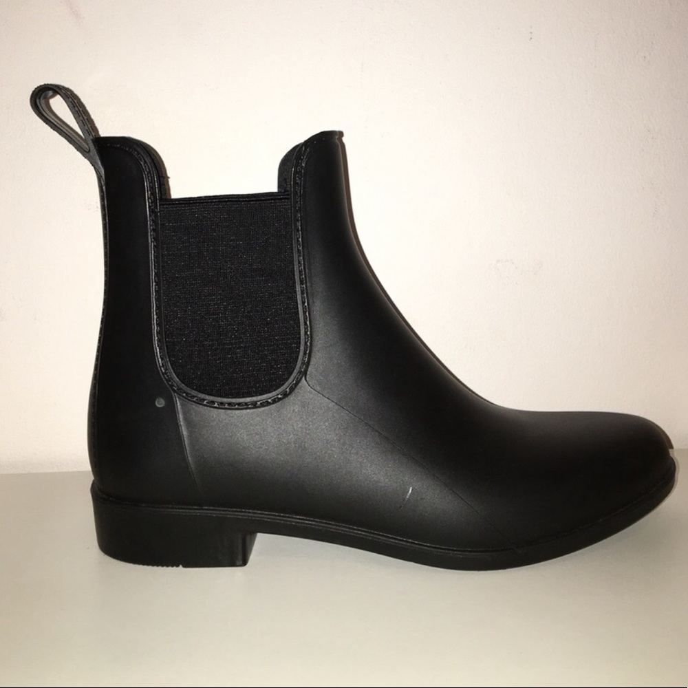 Chelsea boots